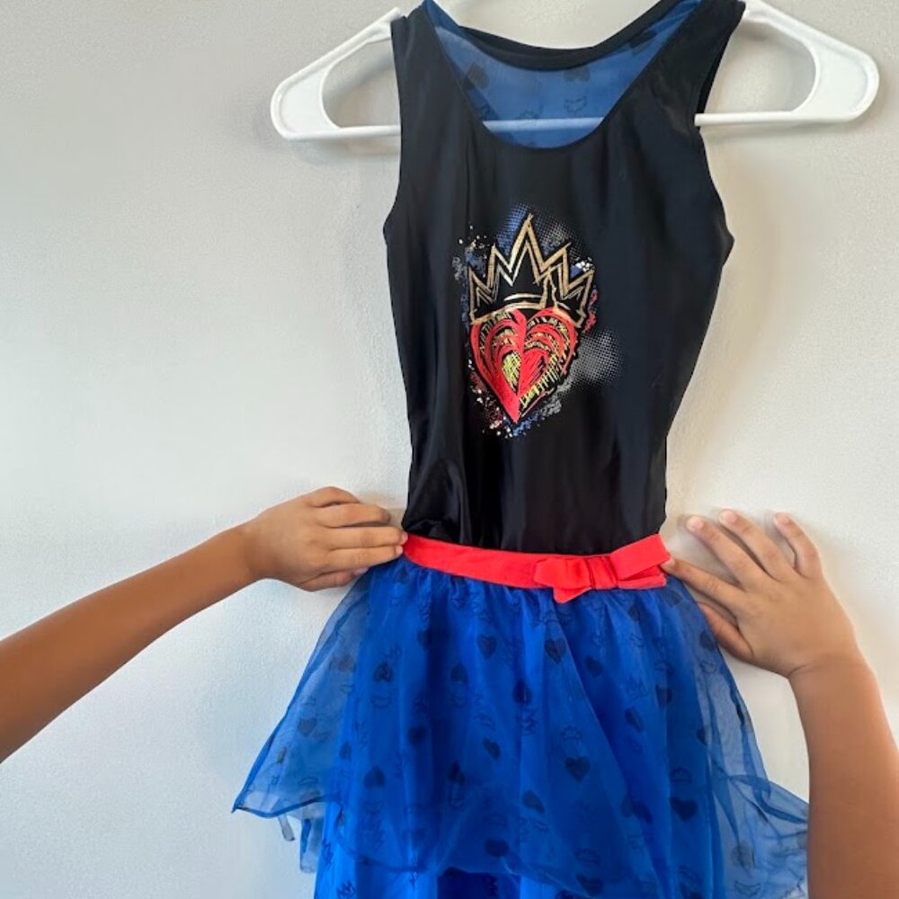 Authentic Disney Descendants 3 - Evie Halloween Costume - Size M (7/8)